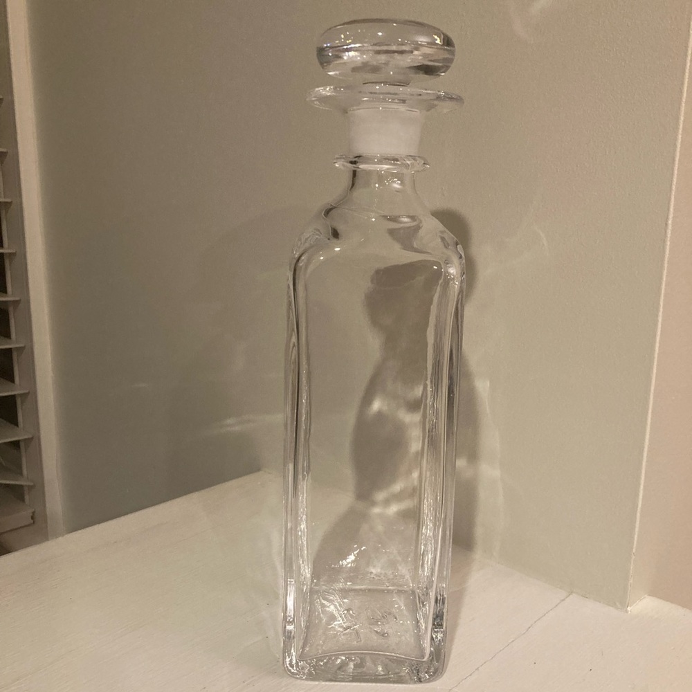 Gorgeous signed vintage Simon Pearce Decanter with top